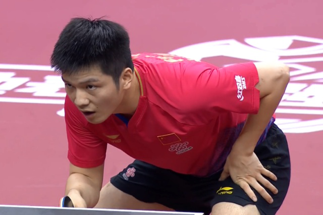 危机并跻身 危机并跻身