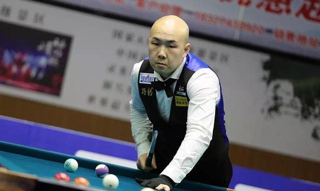 屈子墨以一 屈子墨以一