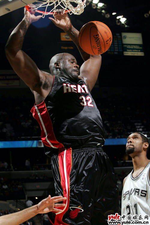 孙悦娇妻陈露现状：打高尔夫穿名牌，在美国很滋润，回应网络相亲