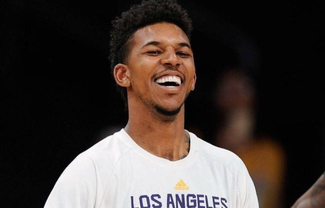 从大姆巴佩 从大姆巴佩